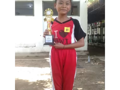 WhatsApp Image 2025-10-23 at 08